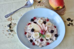 Overnight oats: Snídaně, která se uvaří (skoro) sama